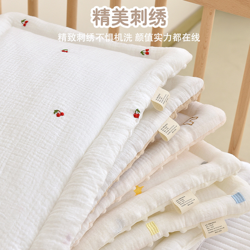 新生兒純棉平枕初生兒縐布卡通刺繡豆豆絨枕墊0-12個月嬰兒枕墊