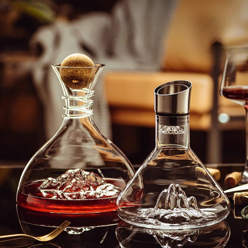 High-end Lead-Free Crystal Iceberg Red Wine Decanter Quick Wine Pourer Red Wine Glass Set for Home European Style