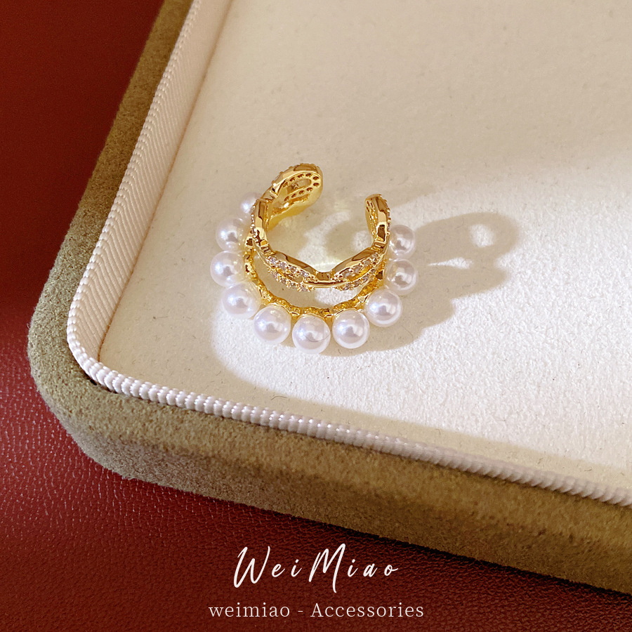 Zircon oval de doble capa de perla orejas de orejas de mujer sin agujeros de orejas personalidad temperamento pequeño aretes ligero lujo alta sensación de orejas