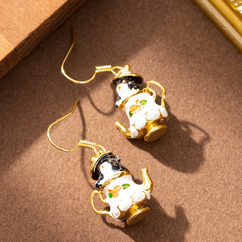 Exquisite Chipmunk Enamel Stud Earrings For Women High End Jewelry_voghion.com