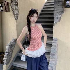 夏季新款甜美不规则下摆设计露肩背心修身百搭固定带胸垫格子上衣