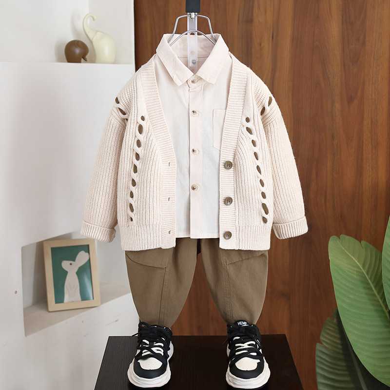 7071 traje de primavera para niños traje de tres piezas 2025 primavera y otoño nuevo estilo chaqueta de punto atractivo para niños bebé