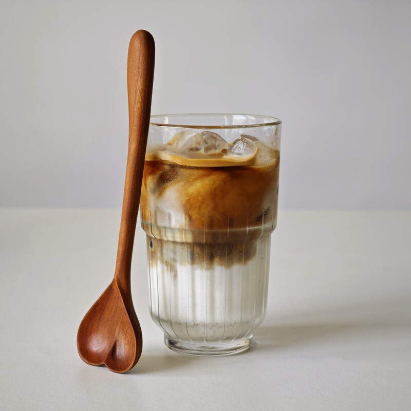Latte Coffee Cup, American-Style Iced Coffee Cup, Transparent Cold Brew Striped Glass Cup, Retro Milk Drink Cup Latte Coffee Cup, American-Style Iced Coffee Cup, Transparent Cold Brew Striped Glass Cup, Retro Milk Drink Cup
