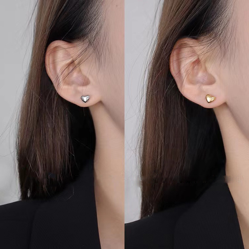 4g Weight Stainless Steel Ear Needle Material 18K Gold Plated Plating Material Ear Studs Classification 1 Pair Quantity Daily, Street Occasion Titanium Steel Material Heart Shape Pattern Women's Gender Simple Style Style 1 Pair Simple Style Heart Shape Titanium Steel 18K Gold Plated Ear Studs 无