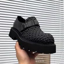 高级感通勤厚底潮鞋手工编织一脚蹬镂空透气商务休闲增高皮鞋男士