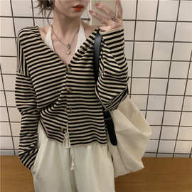 条纹针织开衫女春春2025早春新款V领宽松短款薄款长袖外套上衣