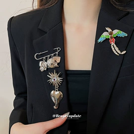 耳环;耳钉;项链