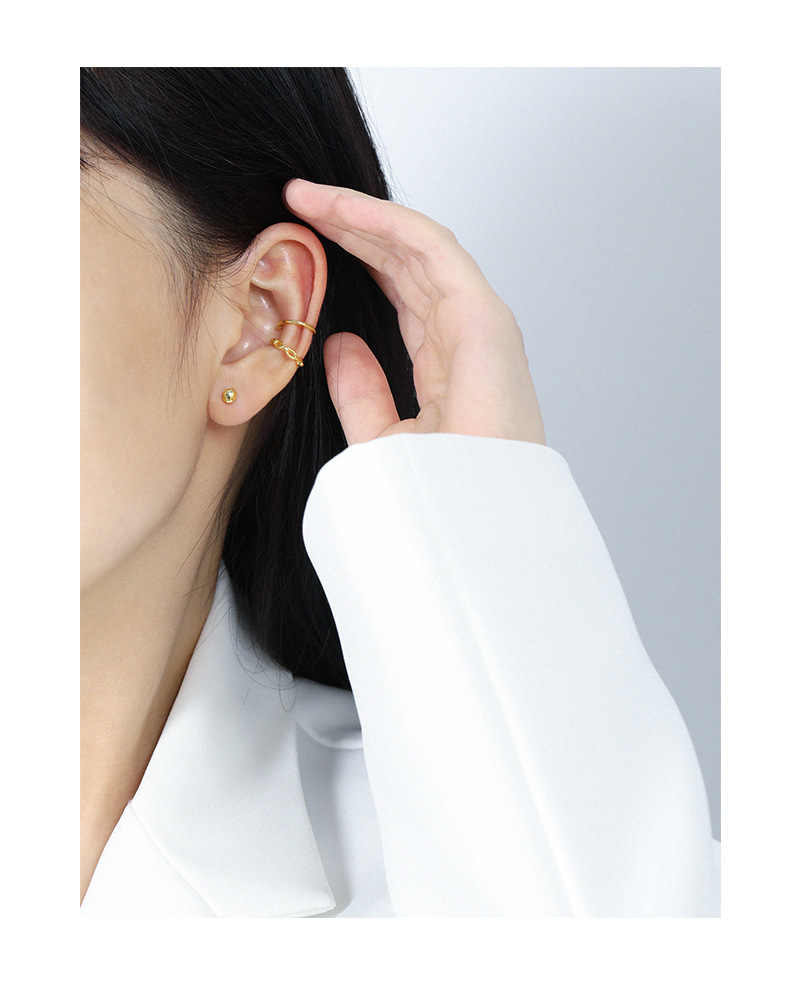 Simple Style Geometric Solid Color Sterling Silver Plating Ear Studs 1 Pair