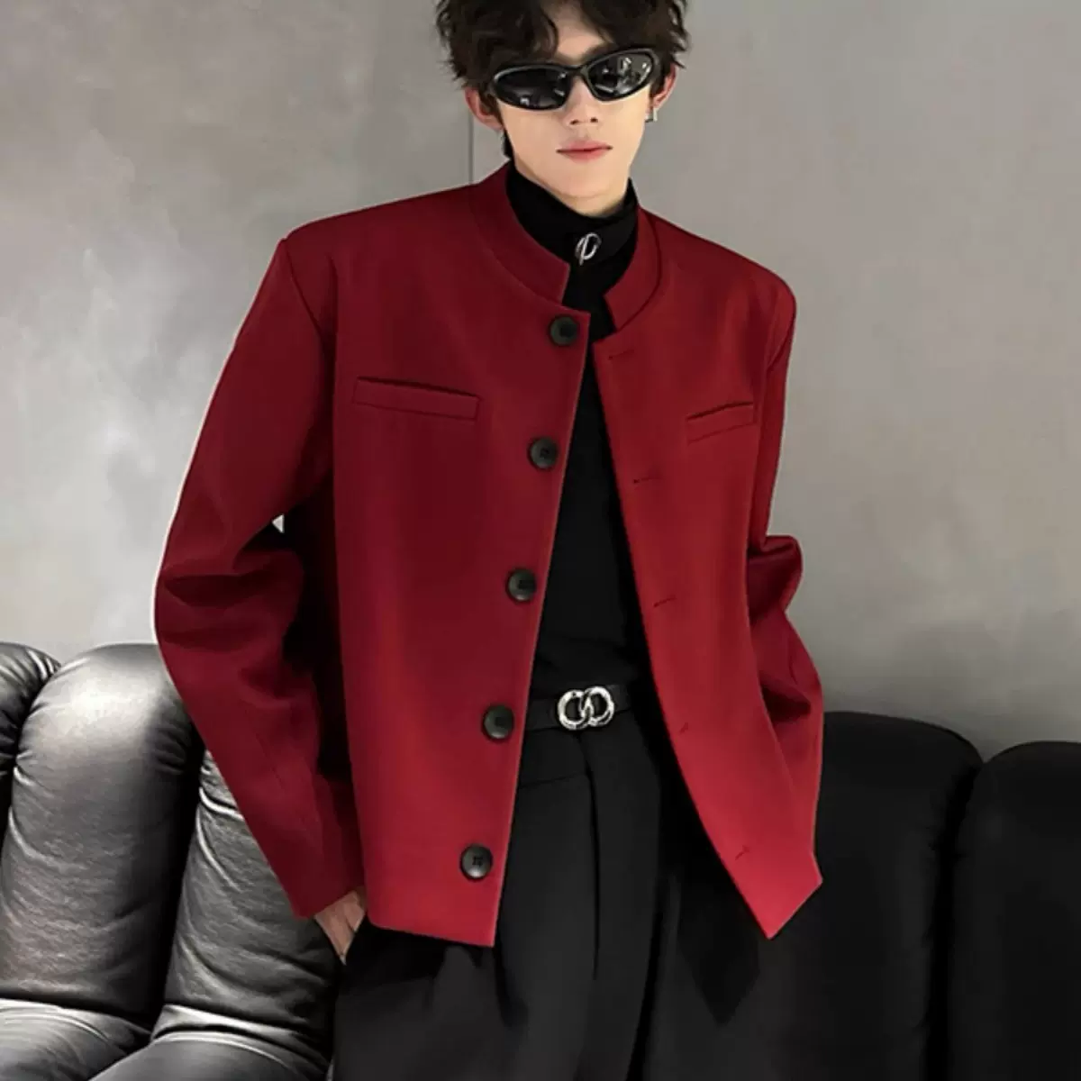 酒红色垫肩立领短款西装外套男2024春秋季新款宽松修身夹克小西服