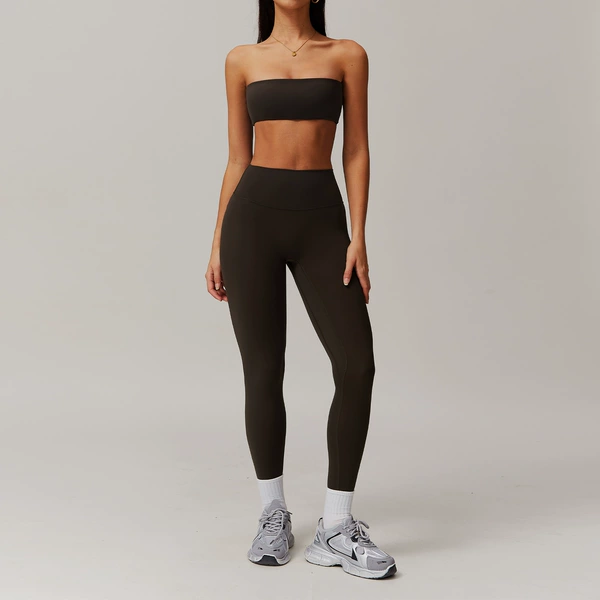 8075 strapless + 8518 trousers black coffee