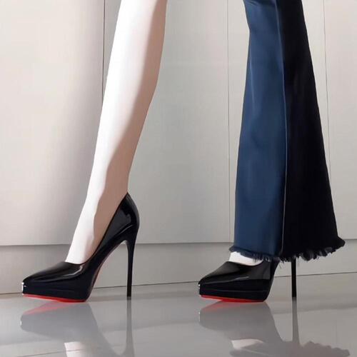 Small man shows height black red sole super high heels 2025 new fashionable thin heeled patent leather single-layer shoes pointed professional shoes