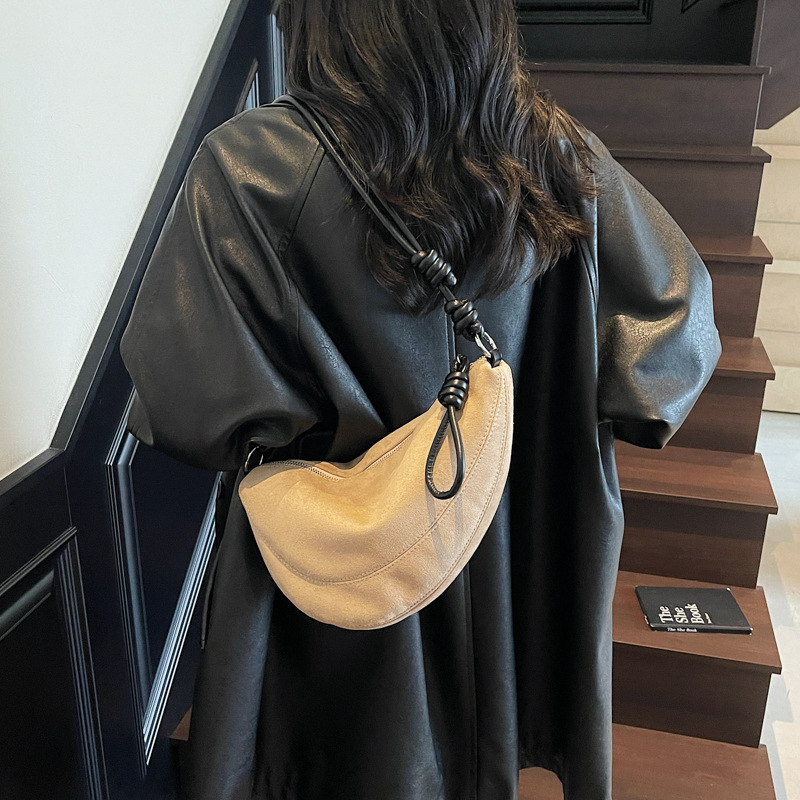 单肩包女秋季小众麂皮绒包包女新款百搭日常斜挎包单肩腋下饺子包|undefined