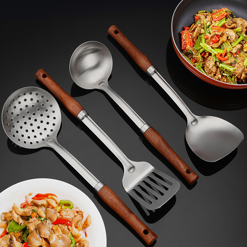 304 stainless steel wood handle kitchen tools set for home use, including spatula, hot pot spoon, and stir-frying spoon, complete cooking utensils for kitchen