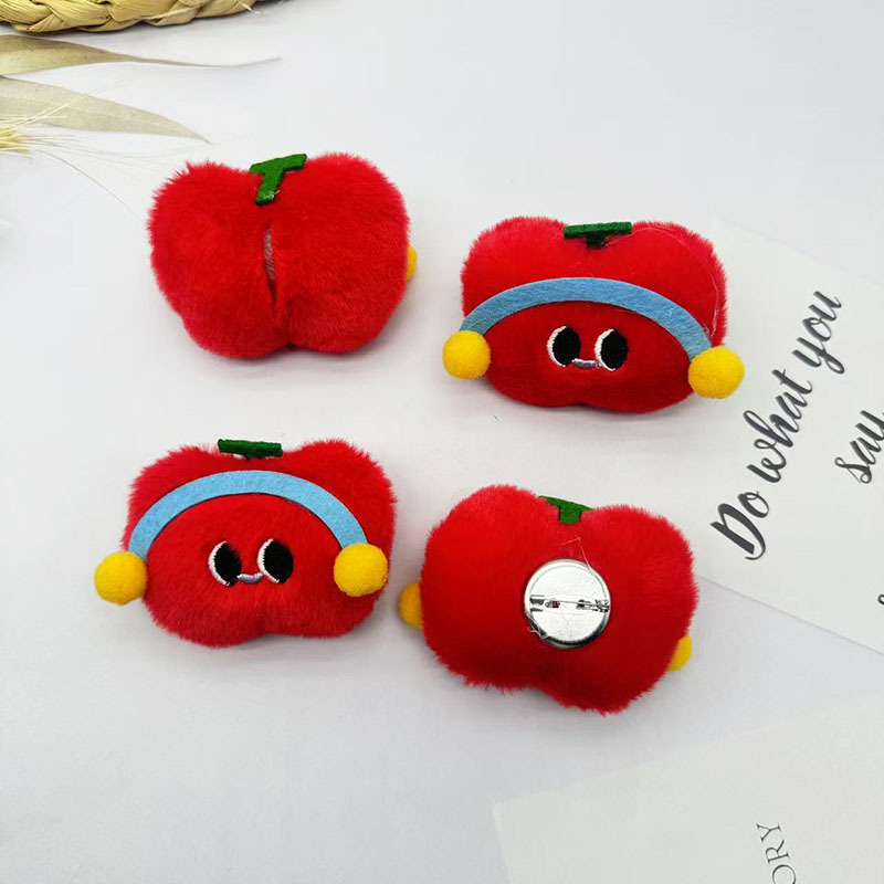 Broche poupée en peluche mignonne de dessin animé, pendentif créatif et original pour sac à dos de fille, ornement amusant en gros_voghion.com