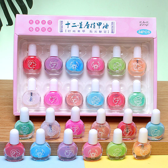 Factory direct cartoon non-toxic nail polish children's peelable water-based nail art suit girls safe tear suit
