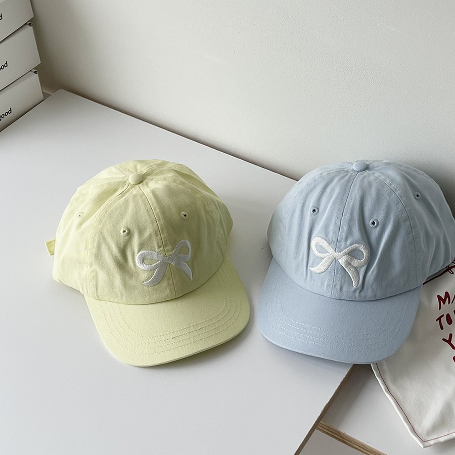 Ins nicho plano de arco bordado gorra de lengua de mujer primavera nueva versión coreana de la calle de la gorra de béisbol flexible superior