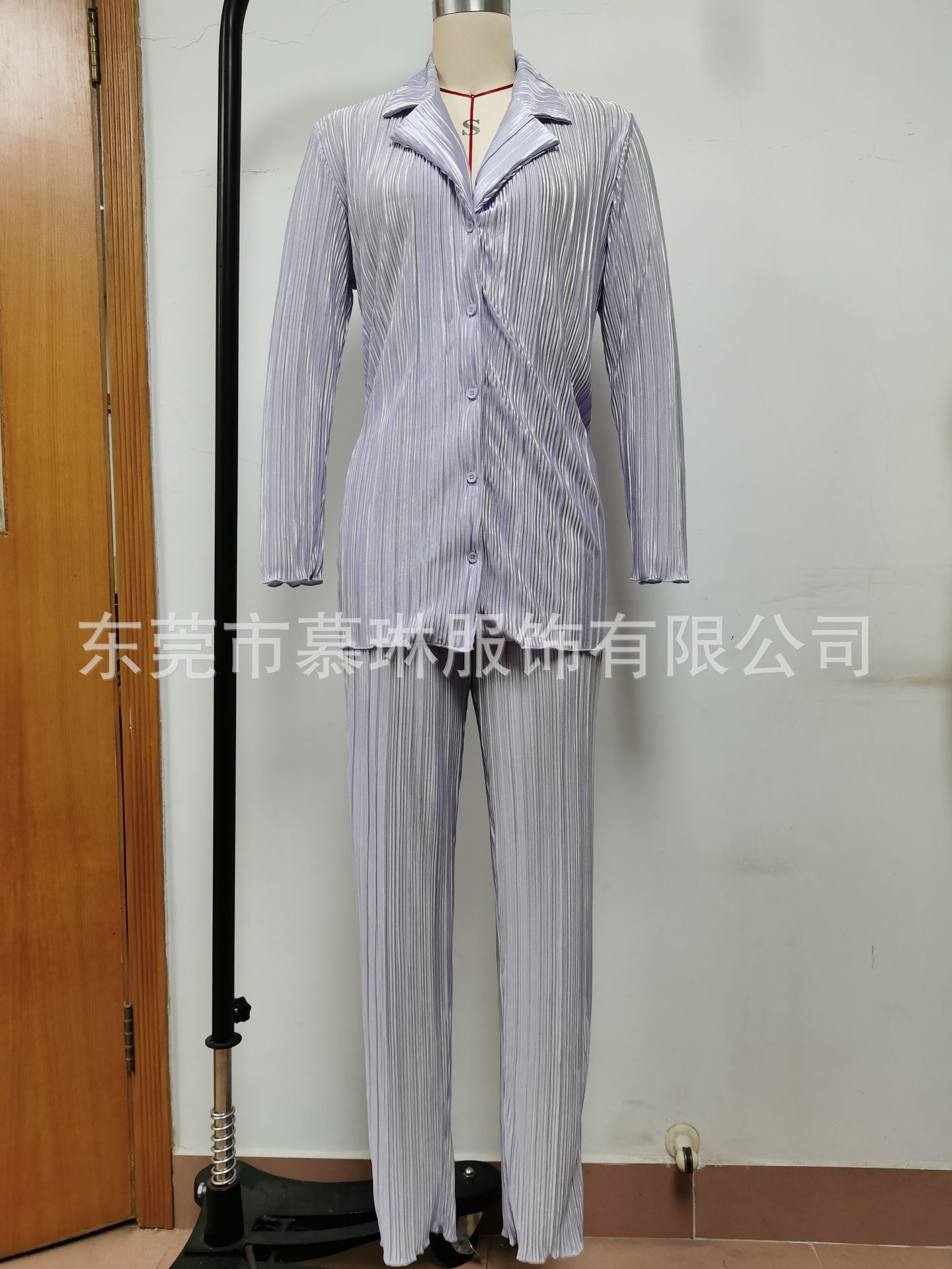 1b3670e12561c9cd42360ce8ff0e69