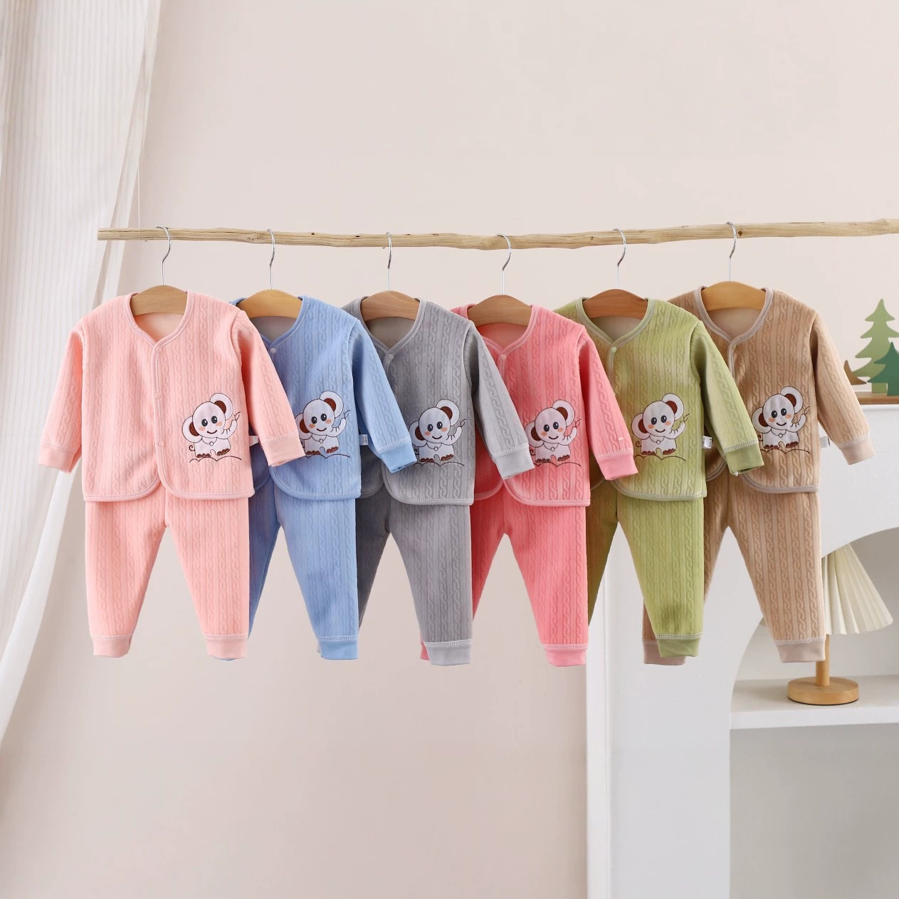 Bebés sin hueso con ropa interior cálida para bebés confortante para hombres y mujeres con chaqueta suave de terciopelo, pantalones de otoño con leggings