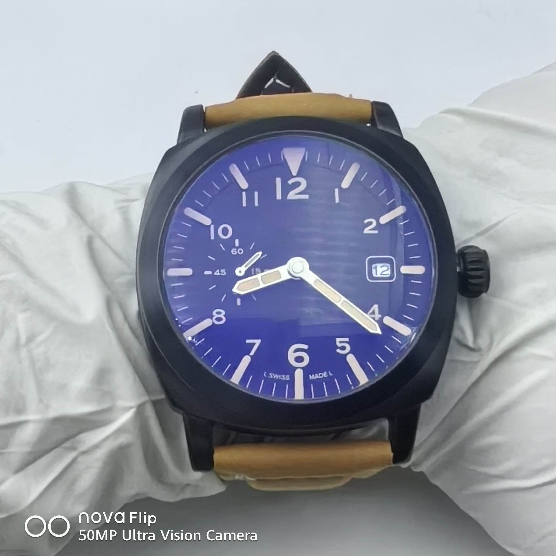 fashionable sports swiss watch