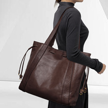 CCAMO轻奢小众高级感植鞣牛皮大包跨境真皮通勤包工厂直供一件代