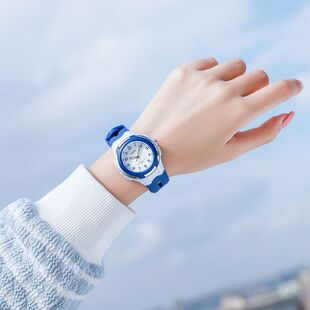 ��ͯ�ֱ��к���ˮ��ˤ��ͯС�W��10�q12�ɐ�Ů��Ůָͯ�ʽʯ���|