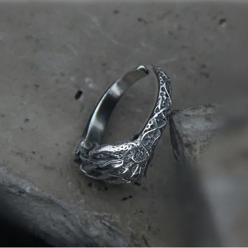Ghost Hand Open Ring Alloy Adjustable Interlocking Finger Ring_voghion.com