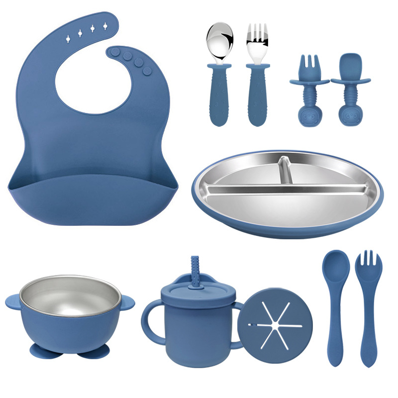 Amazon 304 acero inoxidable silicona platos de platos set cubiertos bebés bebés de silicona bib de grado alimenticio