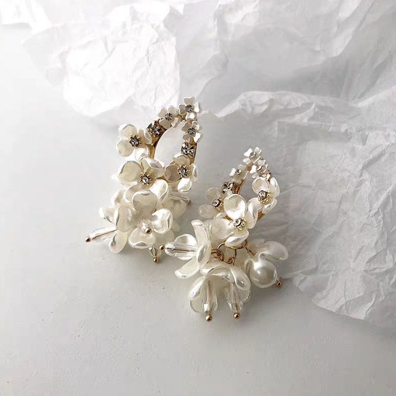 1 Pair Sweet Flower Plating Alloy Drop Earrings display picture 3