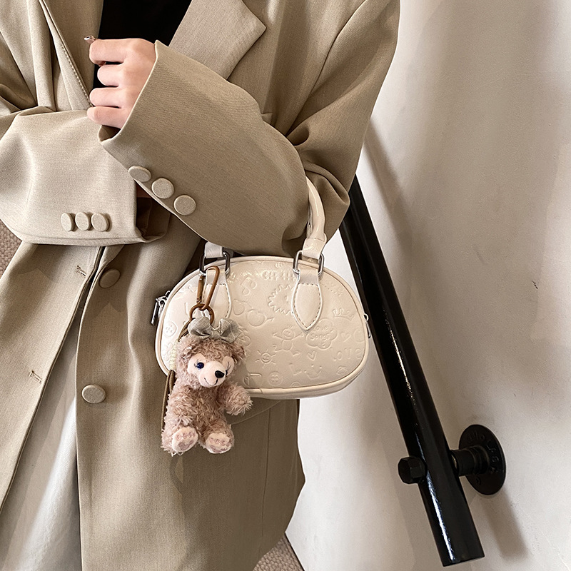 Nicho de diseño de bolso de mano de alta calidad para mujeres 2025, nuevo estilo de moda universal para viajar ocio simple bolso de mochila