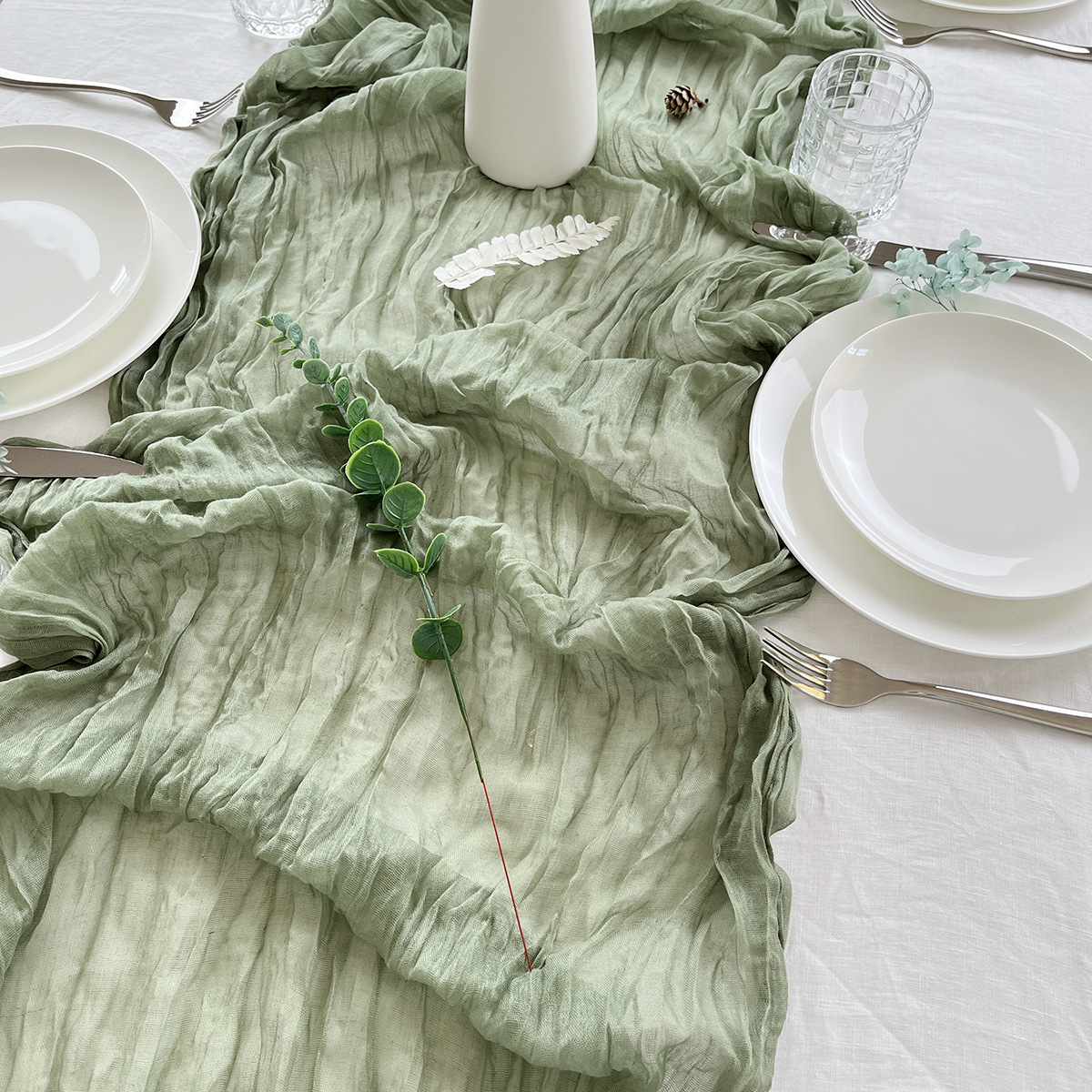 Description Picture 4 of itemTable Runner Balinese Gauze Pleated Tablecloth Wedding Banquet Boho Wedding Decor Holiday Banquet Luxury Tablecloth