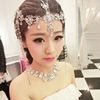 Hair accessory suitable for photo sessions for bride with tassels