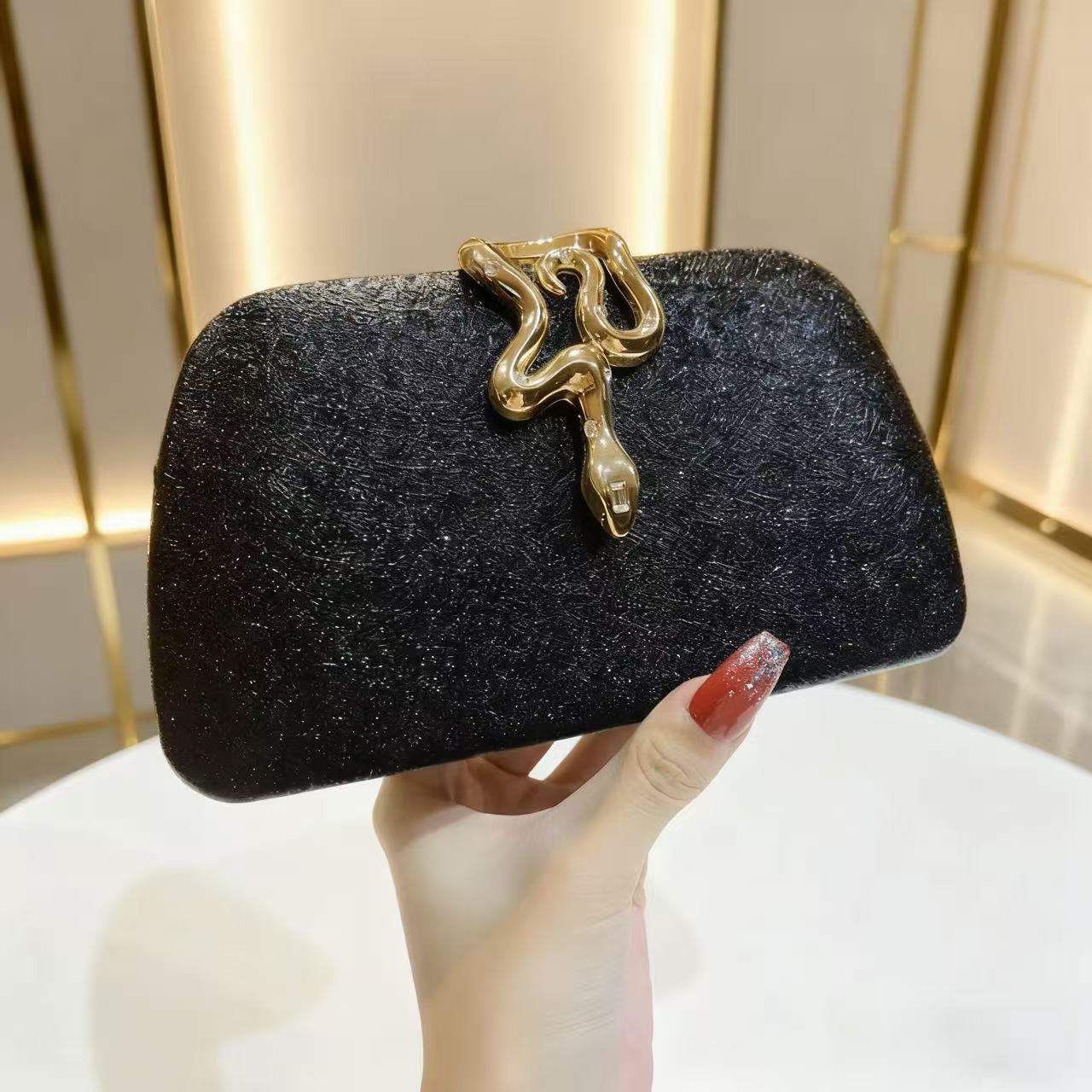 Transfronterizos damas lujosas cadenas bolsas de cena de cerradura de serpiente bolsas de noche de boda de alto nivel bolsas de mano