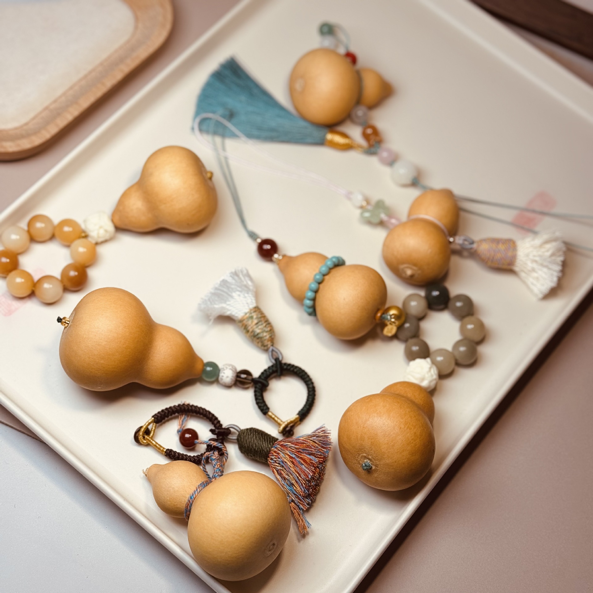 New Chinese Style Natural Gourd Pendant Hand-Woven Car Hanging Keychain Mobile Phone Chain Antique Jewelry Ornaments