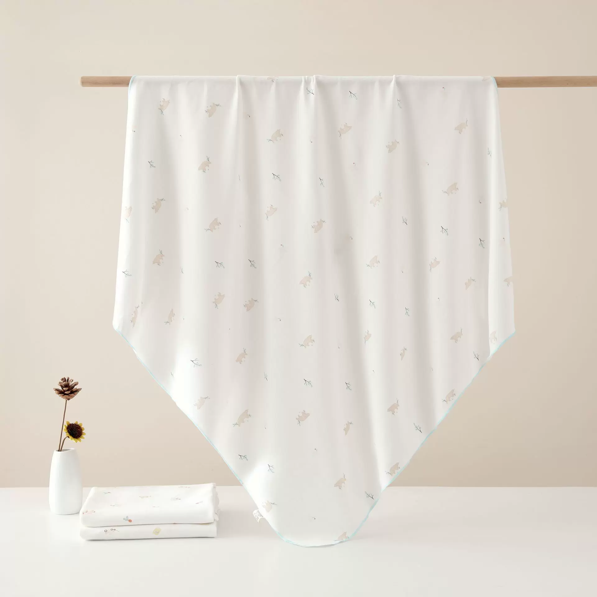 四季款宝宝抱毯襁褓婴幼儿用品新生儿产房包单纯棉透气婴幼儿抱被