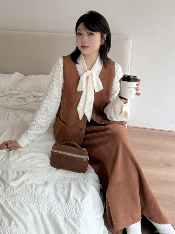 美拉德风麂皮绒套装2025秋胖mm200斤甜美蕾丝衬衣三件套413214T22|undefined