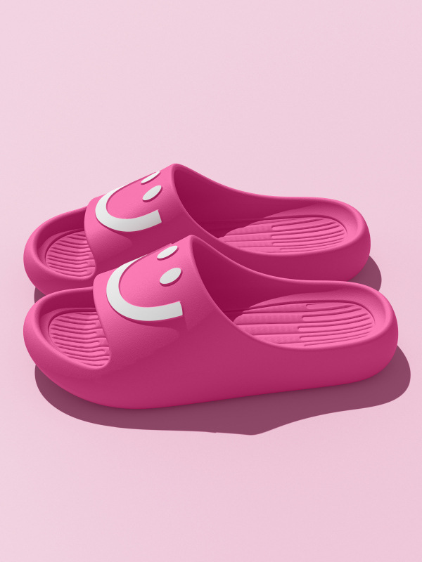 Zapatillas de cara sonriente para mujeres de verano pareja indoor y outdoor para usar en el hogar baño con base suave de dibujos animados cuatro estaciones zapatillas frías para hombres