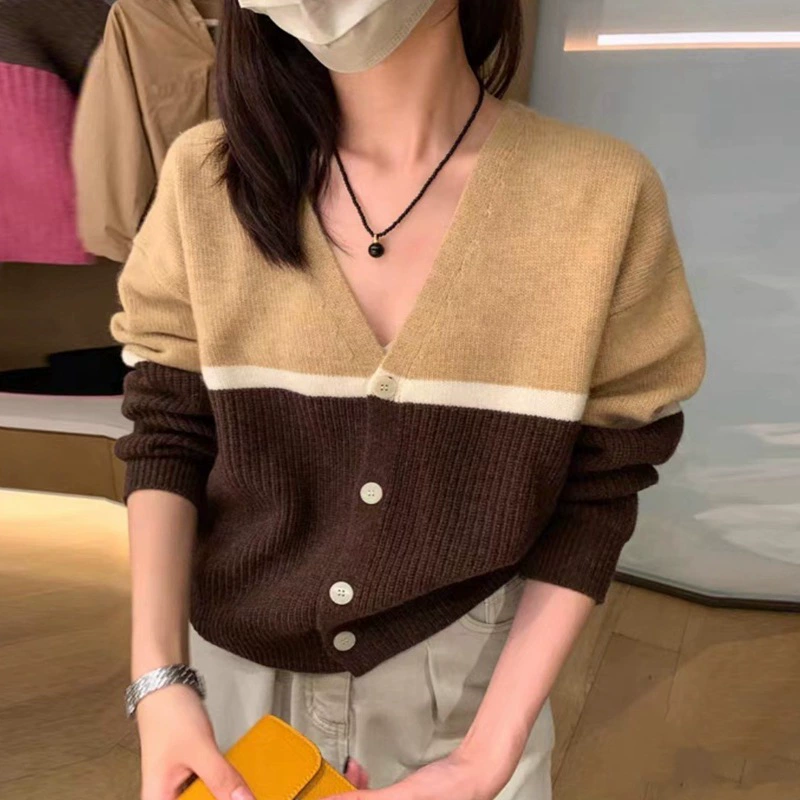 Япония и Южная Корея 2025 весна и лето новая корейская мода свободная контрастная ретро с v-образным вырезом короткий вязаный свитер с длинными рукавами