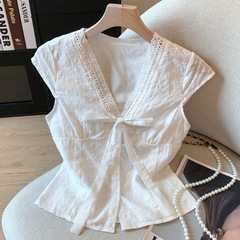 フレンチレース刺繍中空白シャツ女性のための夏の2025新しいスタイルのリボンフライングスリーブ気質トップ新しい