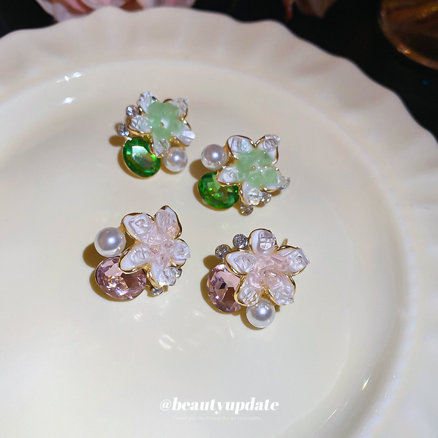 Pendientes de perlas de flor de cristal de diamantes con aguja de plata Pendientes de alta calidad Pendientes pequeños y frescos para mujer