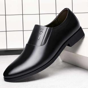 Leather shoes men's 2022 spring casual men's leather shoes Korean version of British business shoes round soft bottom shoes a generation of hair