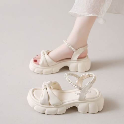 2026 summer outer wear sandals cross-border French fairy style soft sole non-slip women's fashion sandals