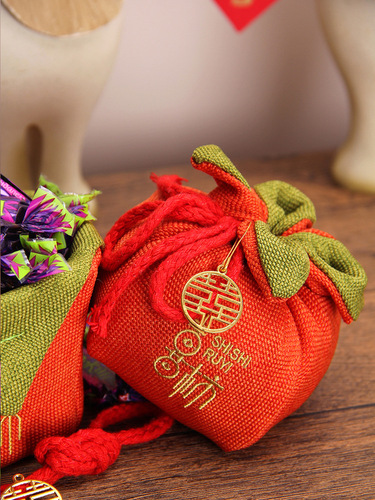 Suomei Home Wedding Candy Bag Wedding Candy Box Wedding Supplies Creative High-end Candy Box Engagement Souvenir
