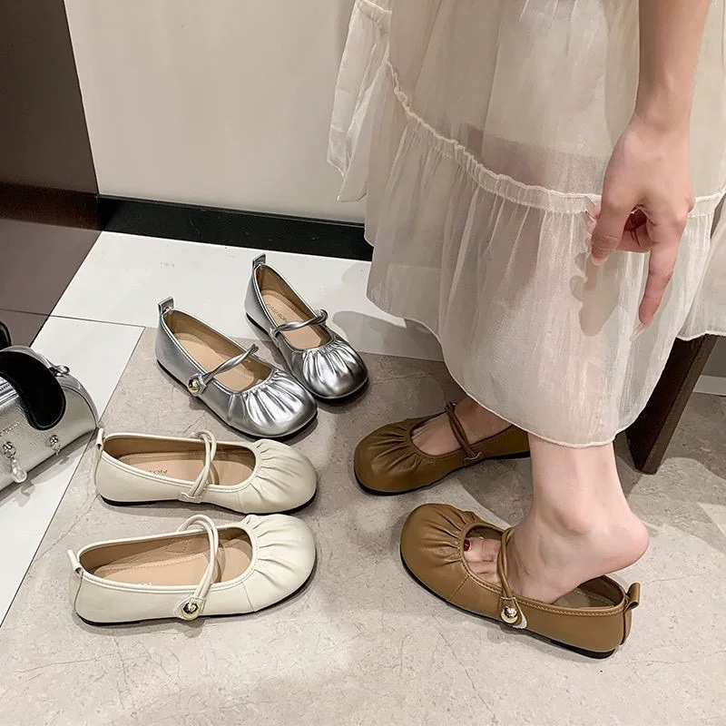 Popular Mary Zhen Doudou 2025 Spring and Summer New Flat Sole Wrinkled One-Line Grandma Light Mouth Gentle Single Shoes Fairy Style
