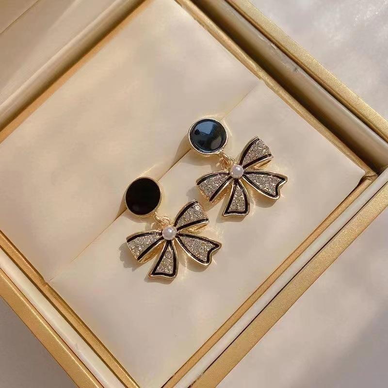 Koreanische schwarze Schleife mit Diamanteinlage, leichtes Luxustemperament, Nischendesign, Ohrringohrringe_voghion.com
