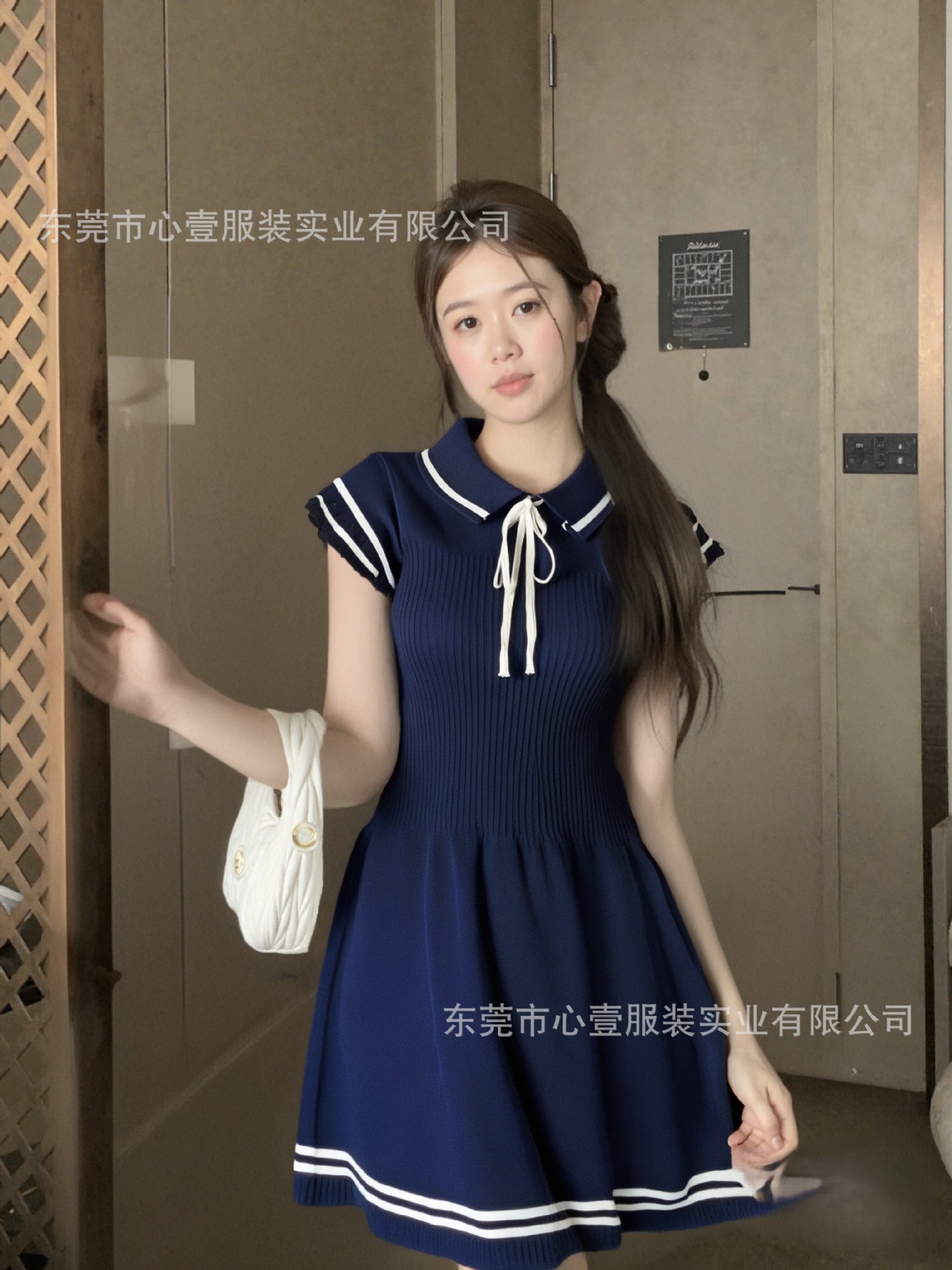 네이비 블루