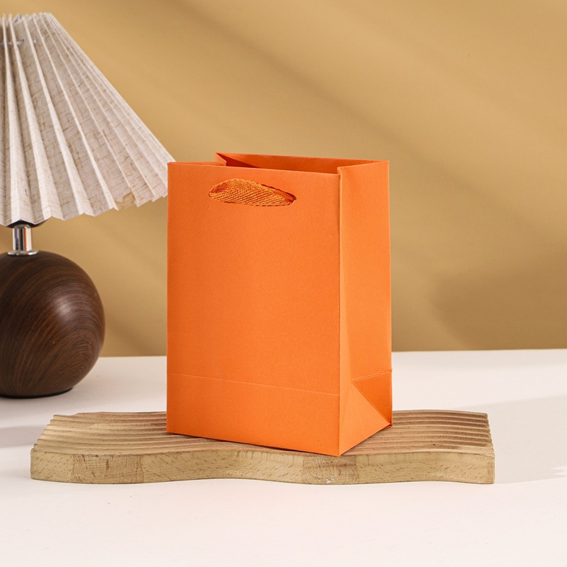 新款牛皮纸礼品袋通用包装 服装收纳手提袋购物袋子厂家批发