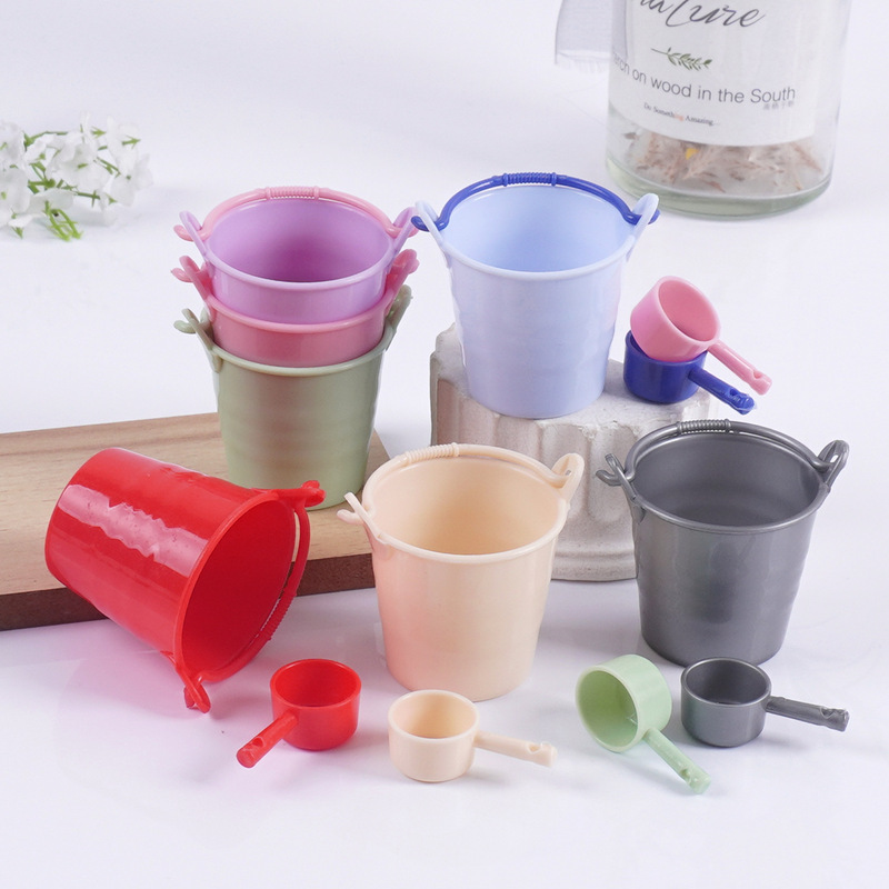 Simulation Mini Bucket Plastic Bucket Water Scoop Model Toy Miniature Dollhouse Portable Bucket Play House Toy