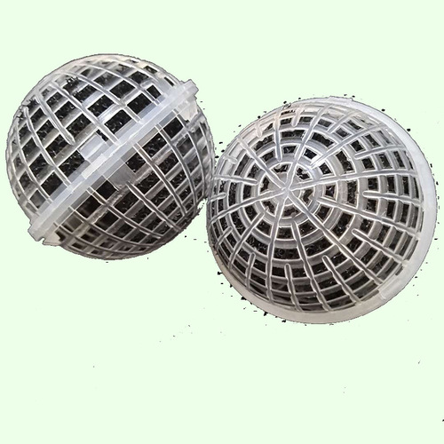 Porous spherical suspended sphere packing for wastewater treatment, biofilm formation speed, spherical anaerobic tank and biochemical tank use suspended sphere packing