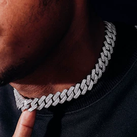 戒指;宝石工艺品;K金耳饰