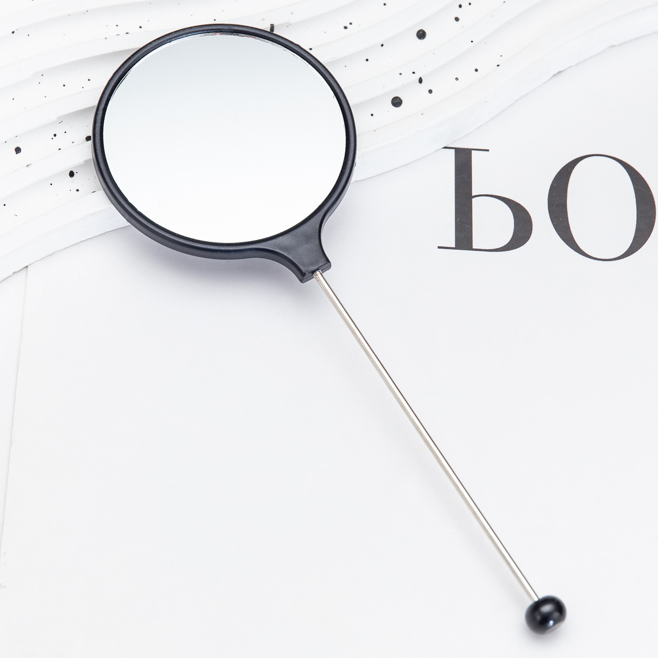 Espejo de maquillaje redondo portátil de alta definición, maquillaje portátil, mini manejo, espejo al por mayor.